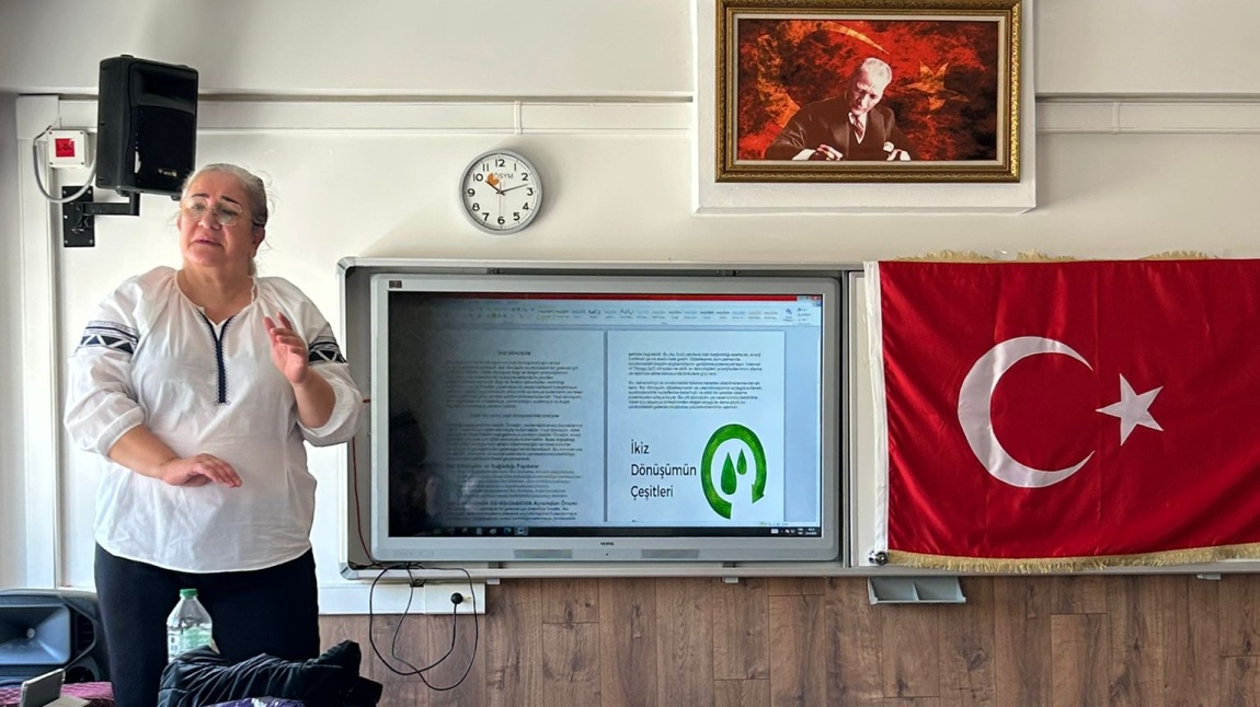 ‘’Dijital ve Yeşil Dönüşüm’’ ve ‘’Karbon Ayak izi’’ Semineri